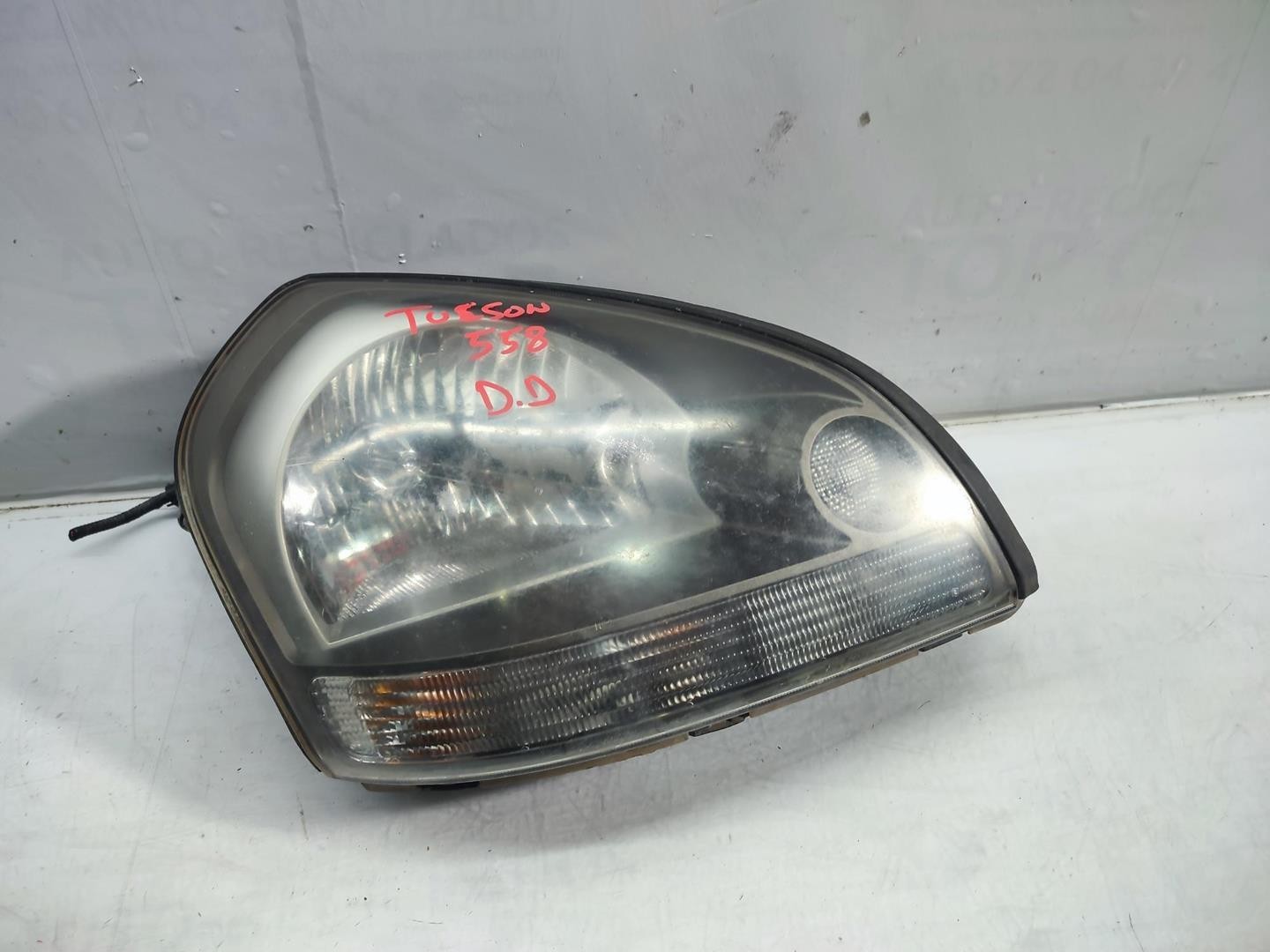 Peças - Farol Direito Hyundai Tucson 2006