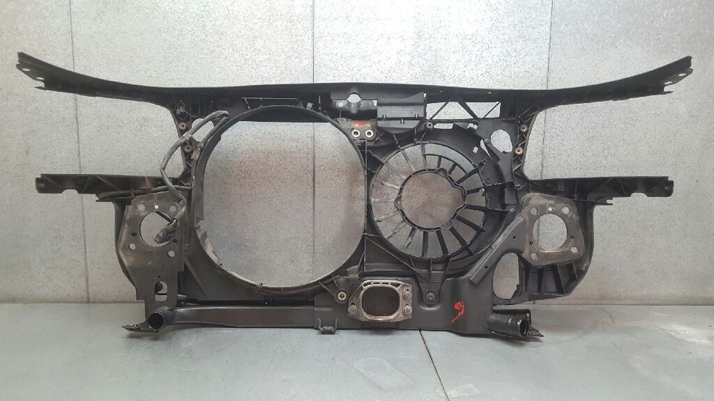 Peça - Painel Frontal Audi A4 Avant 2002 -8E0803240a