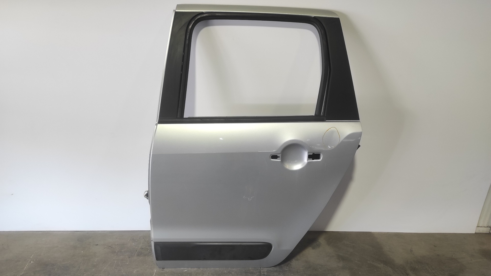 Peças - Porta Traseira Esquerda Citroen C3 Picasso Sx