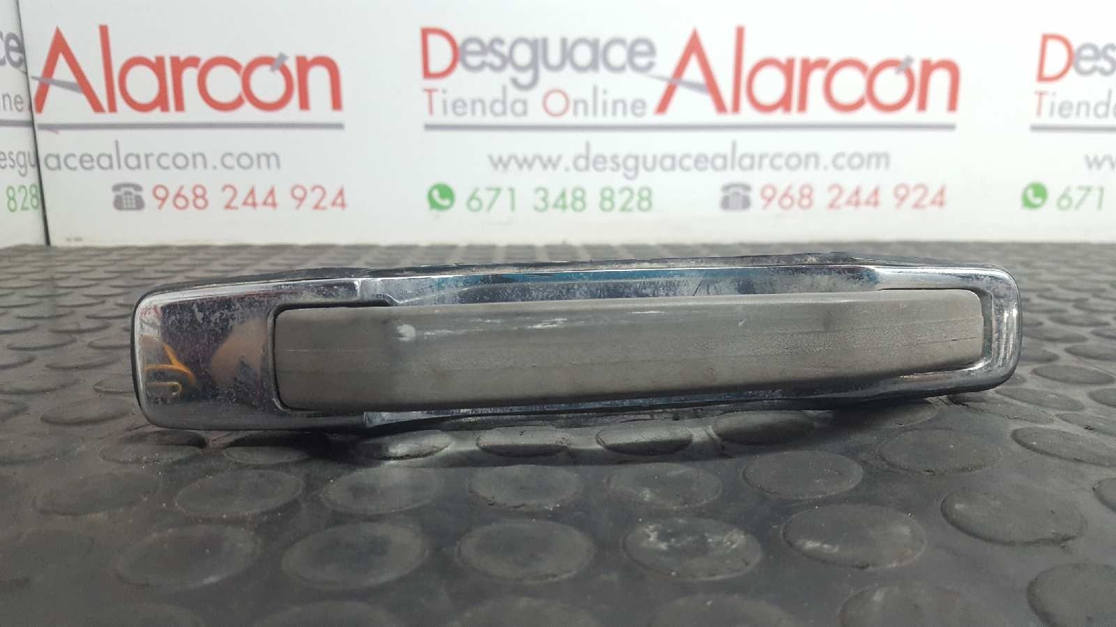 Peça - Puxador Exterior Traseiro Esquerdo Mercedes Clase S (W126) B