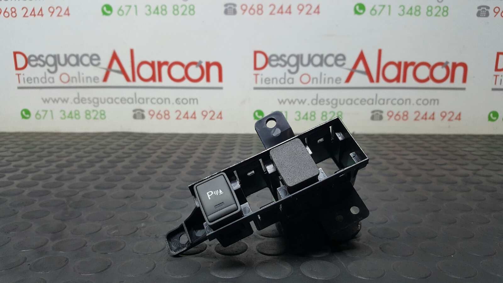 Peças - Interruptor Do Sensor De Estacionamento Nissan Qashqai (J11)