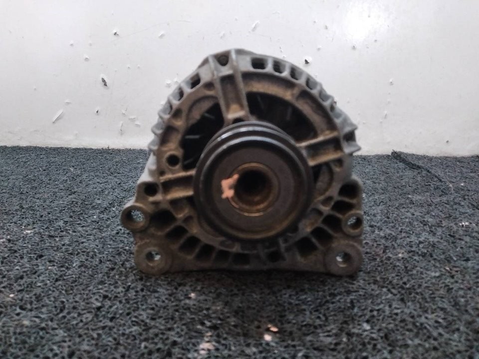 Peças - Alternador Volkswagen Polo 2000 -045903023