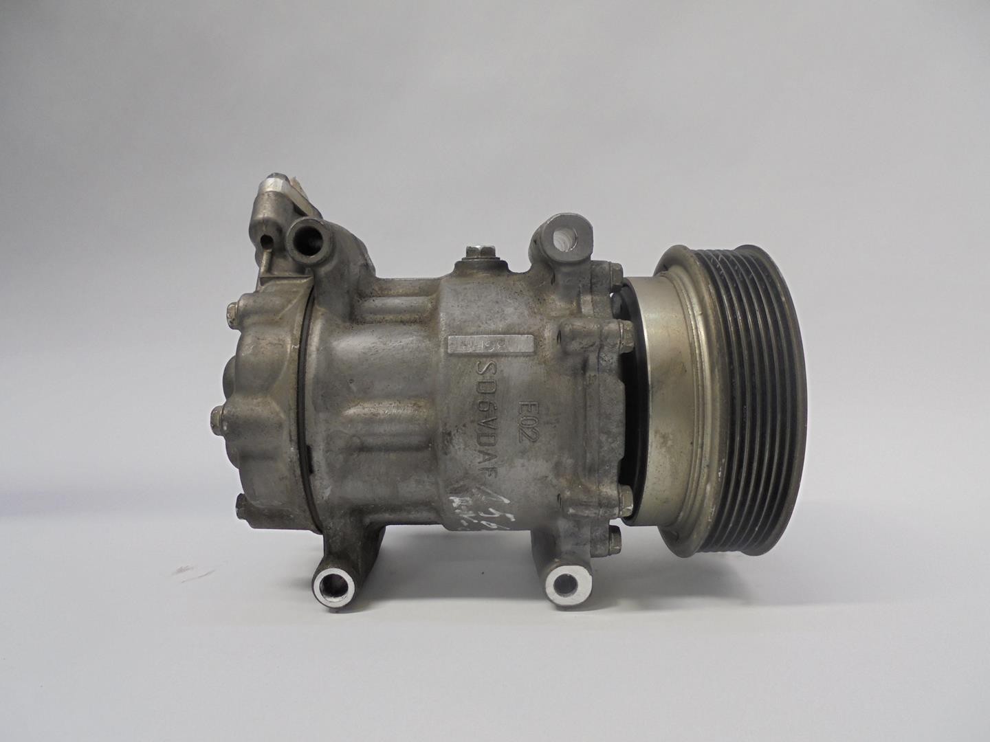 Peça - Compressor Ar Condicionado Renault Clio Ii 2007 -8200819568