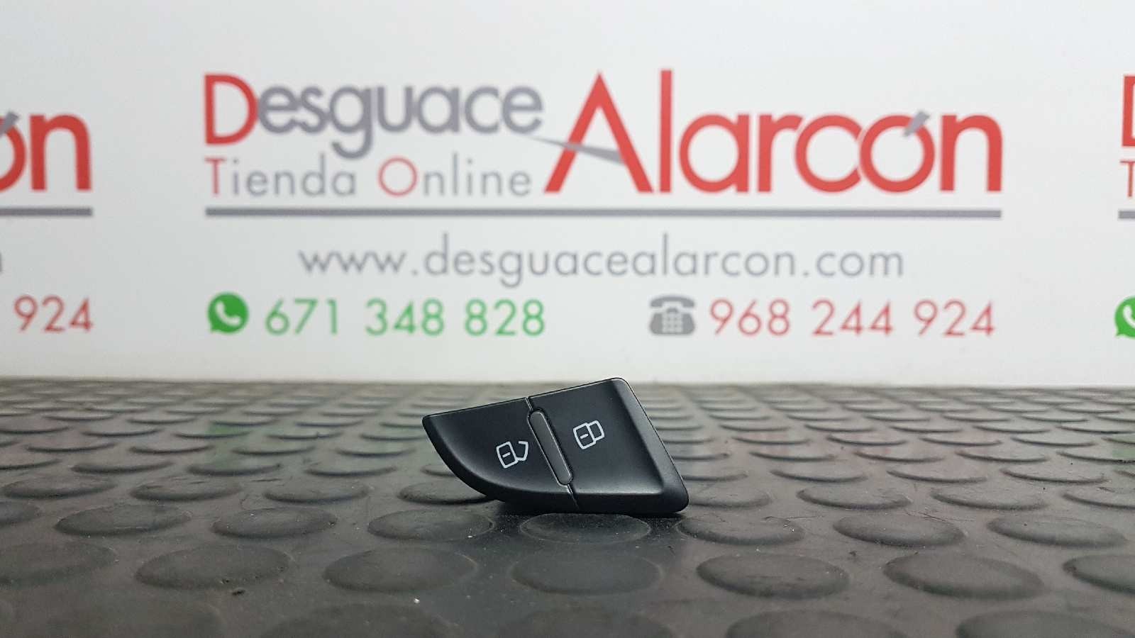 Peças - Controle De Bloqueio De Porta Audi A4 Ber. (B8) Básico