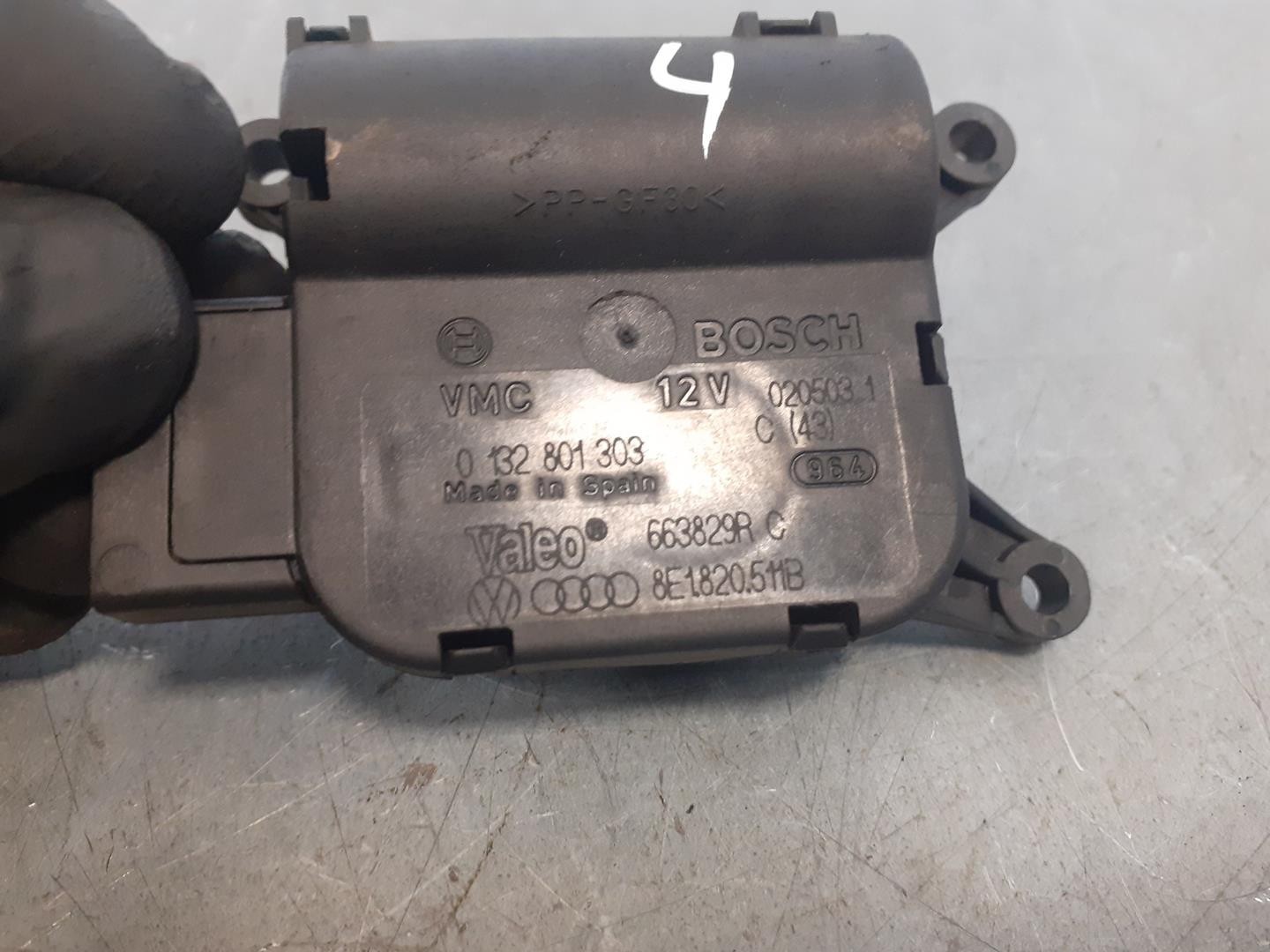 Peça - Motor Sofagem Audi A4 2003 -0132801303